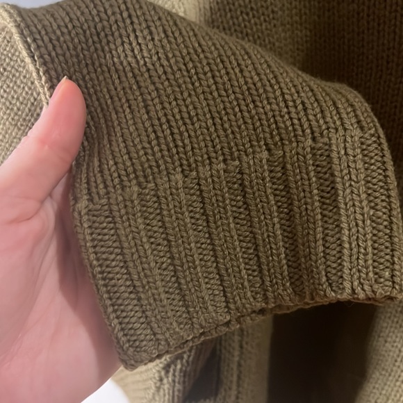 Cropped olive knit sweater (Aritzia) mock neck - Picture 4 of 5